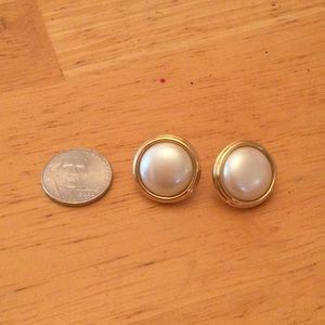 Vintage Monet gold and pearl button earrings